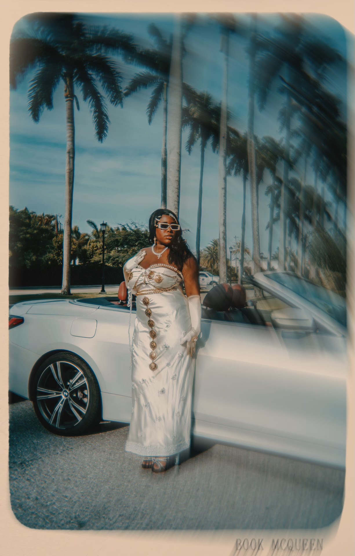 Signature Collection · frame 10